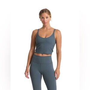 Vuori Women’s XL Stone Ribbed Crop Tank Cross Back New